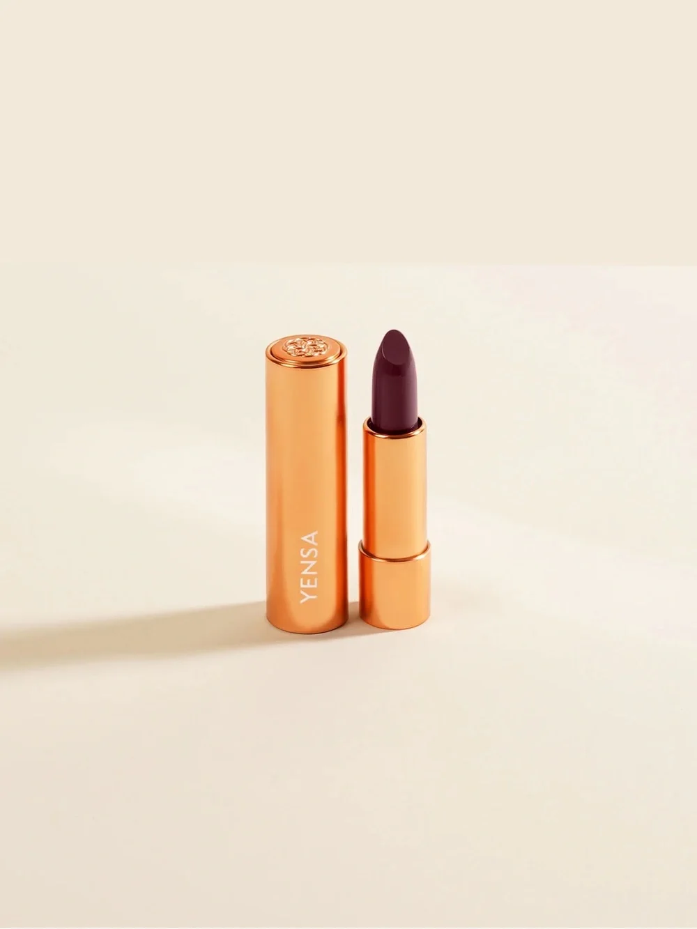 Yensa Super 8 Vibrant Silk Lipstick in Captivate - BNIB!